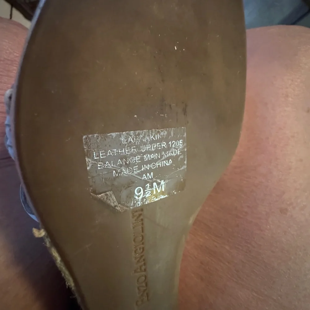 NWOT Leather Enzo Angiolini White Studded Women's Sandals